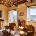 فيلة Il Grifo كورتونا