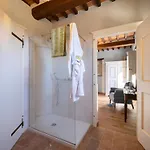 Il Grifo فيلة *