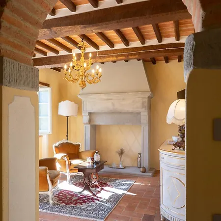 Il Grifo Villa *